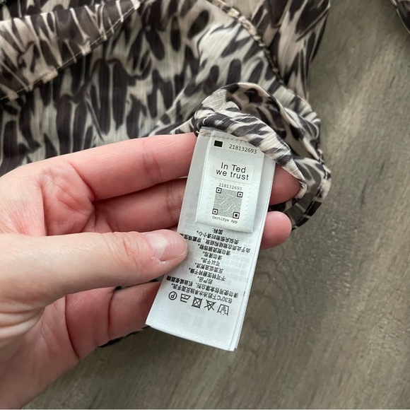 New Ted Baker Bertei Brown Abstract Beaded Trim Ruffle Sheer Blouse - Picture 9 of 10